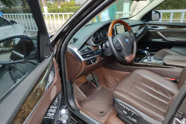 Used BMW X5 2014 xDrive35i Elegant Edition