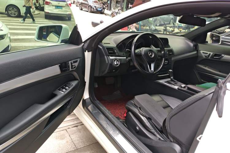 Used Mercedes-Benz E-Class 2012 E 200 CGI Coupe

