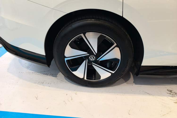 Used Volkswagen ID.7 VIZZION 2024 AIR model