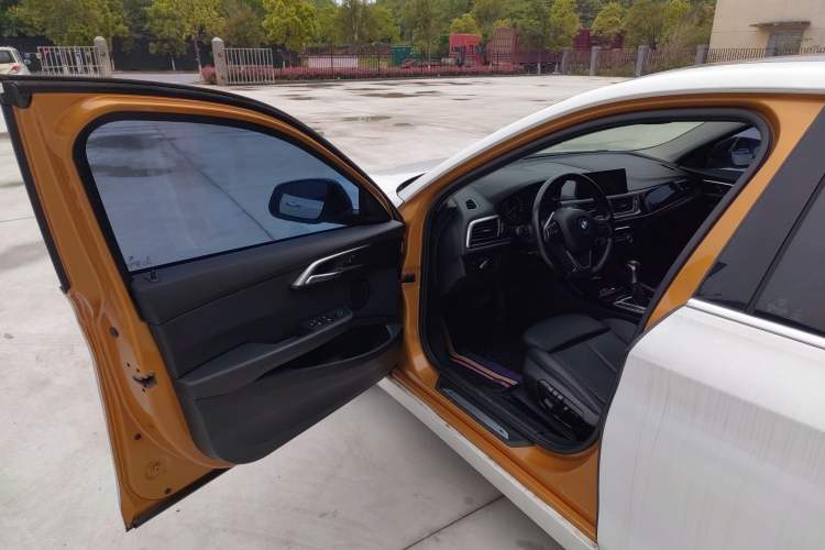 Used BMW 1 Series 2017 118i Sport Edition Driver Seat