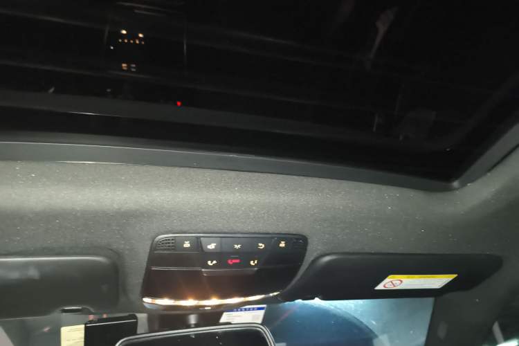 Used Mercedes-Benz C-Class 2017 Facelift C 200 Coupe