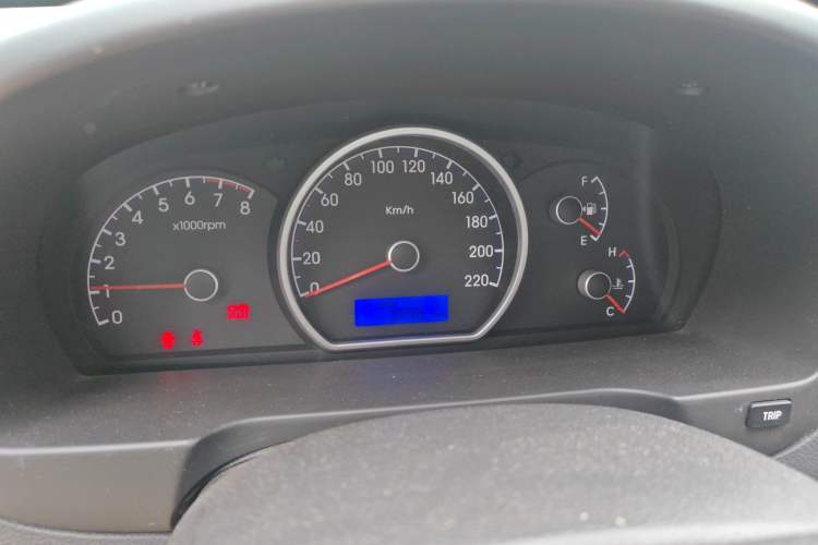 Used Hyundai Celesta 2011 1.6L Manual Comfort Edition Instrument Cluster