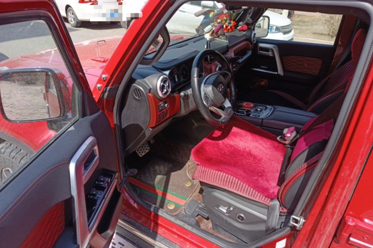 Used BAIC Off-Road BJ40 2019 2.3T Automatic Four-Wheel Drive Shengshi Huazhang Edition China VI Emission Standard Driver Seat