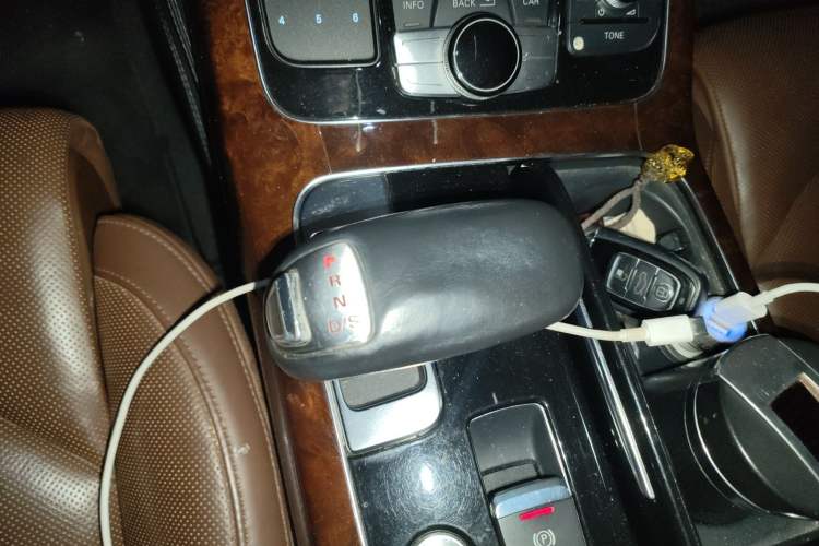 Used Audi A8 2013 A8L 45 TFSI quattro Luxury Model
