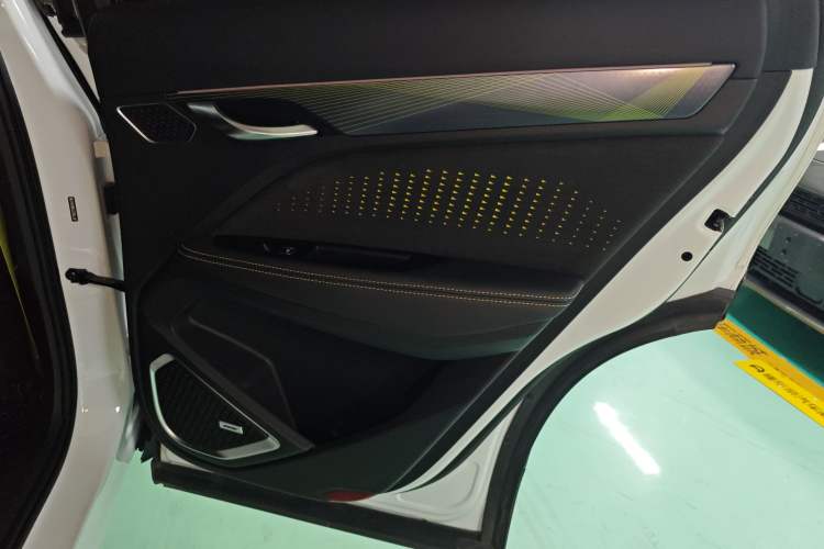 Used Geely Auto Monjaro S 2021 2.0TD Automatic Two-Wheel Drive Lightning Edition
