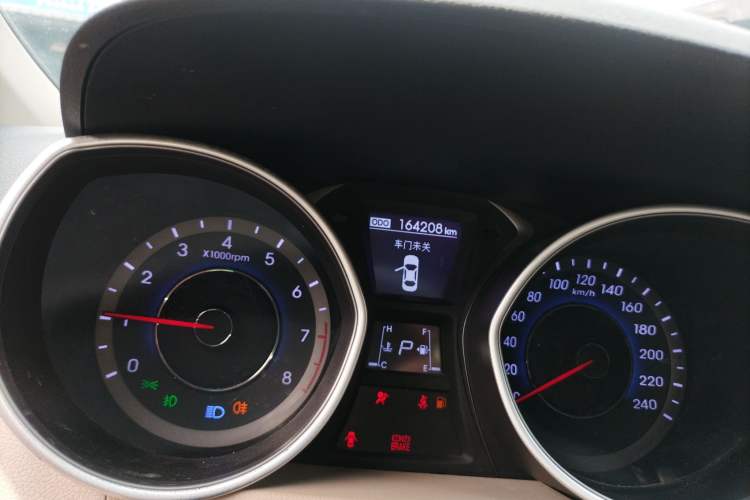 Used Hyundai Elantra (5th Generation / Langdong) 2015 1.6L Automatic Luxury Model Instrument Cluster