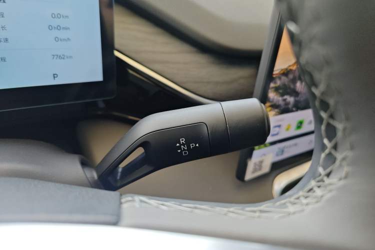 Used Geely Galaxy L6 2025 EM-i 140km Starship Edition
