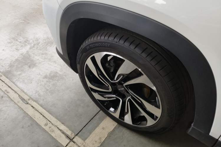 Used JETOUR X90 2019 1.5T DCT Smart Enjoyment Version 5 Seats China VI Standard Exterior 4