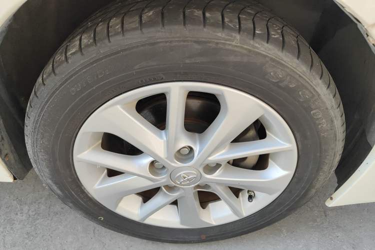 Used Toyota Corolla 2014 1.6L CVT GL-i Leather Edition