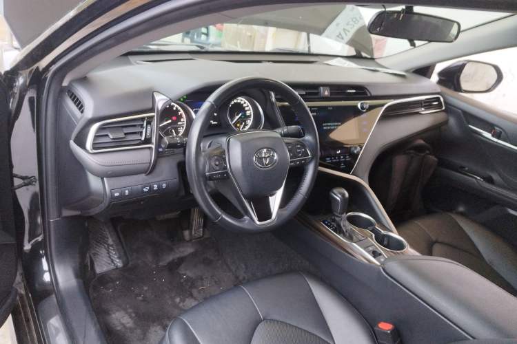 Used Toyota Camry 2019 2.0G Luxury Edition China VI Standard
