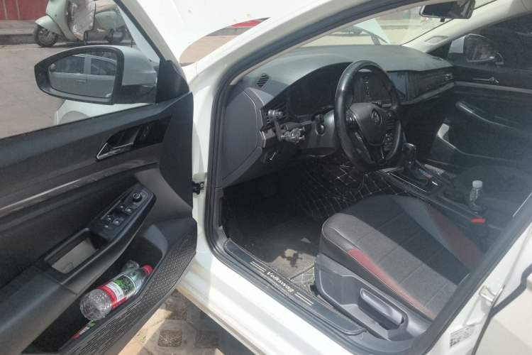 Used Volkswagen Bora 2020 1.5L Automatic Elite Version Driver Seat