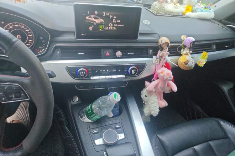 Used Audi A4L 2019 40 TFSI Fashion Version China V