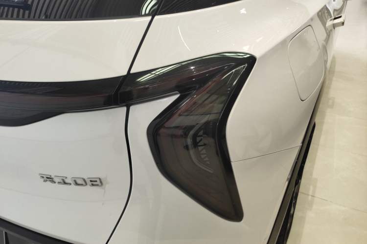 Used Hongqi Tiangong 08 2025 680 Ultra Four-Wheel-Drive Version Exterior 3