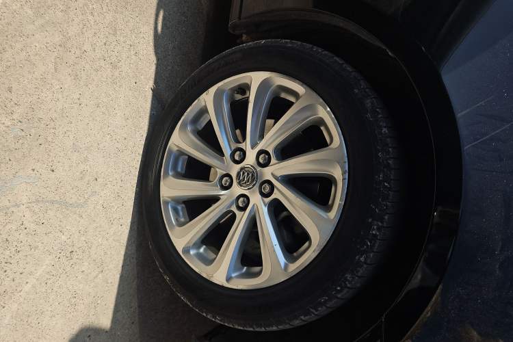 Used Buick LaCrosse 2013 2.4L SIDI Luxury Comfort Edition
