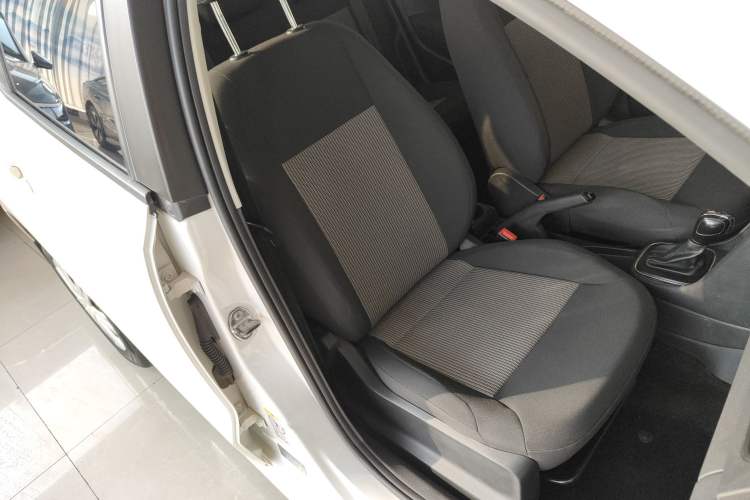 Used Volkswagen Polo 2016 1.4L Automatic Trendy Model
