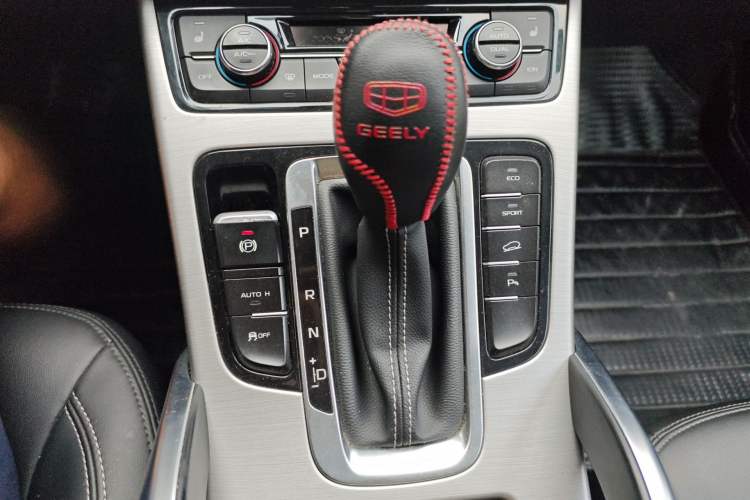 Used Geely Auto Emgrand X7 Sport 2016 1.8TD Automatic Smart Model
