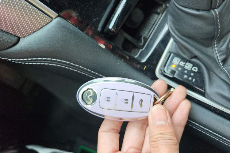 Used Infiniti Q50L 2018 2.0T Enjoyment Version China V Standard