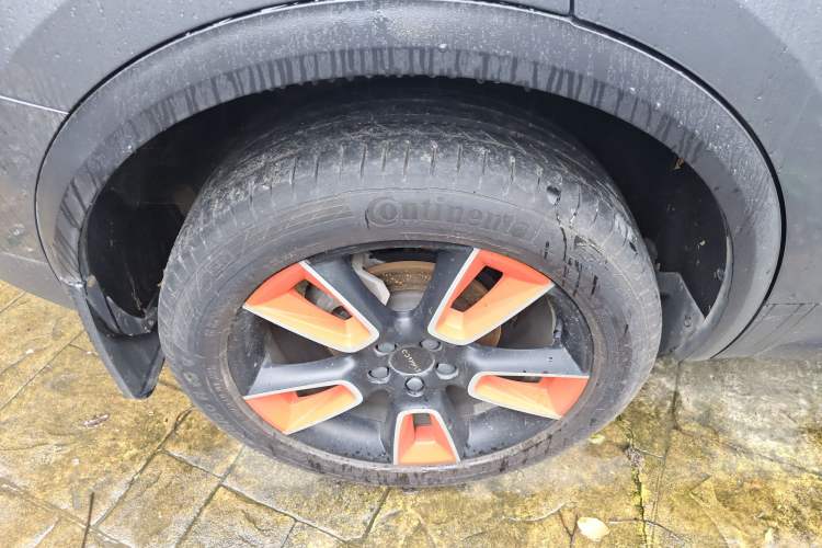 Used Lynk & Co 01 2019 2.0T Two-Wheel Drive Zhaopu Version China VI Standard Exterior 5