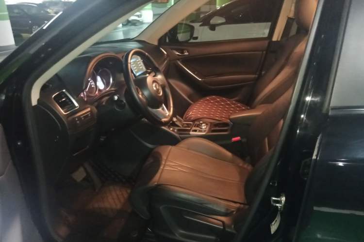 Used Mazda CX-5 2015 2.0L Automatic Two-Wheel Drive Urban Version
