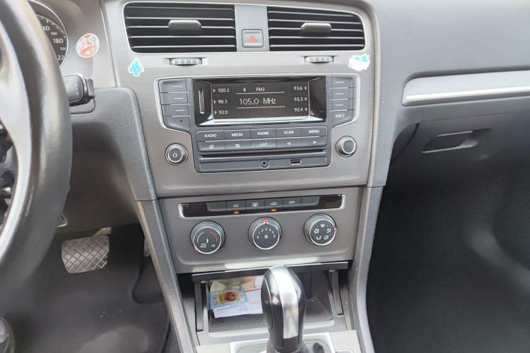 Used Volkswagen Golf 2015 1.6L Automatic Comfort Model
