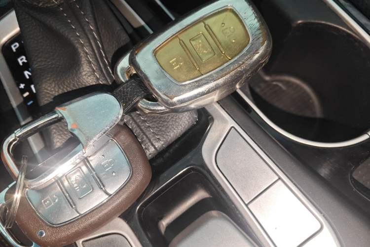 Used Hyundai Tucson 2019 280TGDi Dual-Clutch Two-Wheel Drive Fashion Edition China VI Standard
