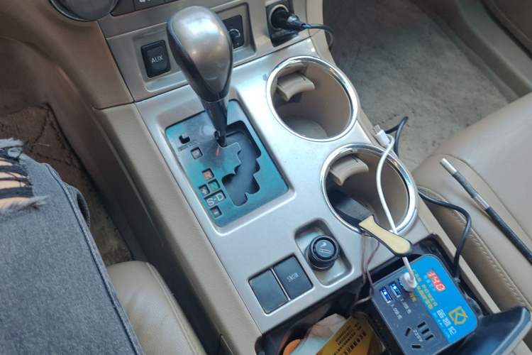 Used Toyota Highlander 2013 2.7L Two-Wheel Drive 7-Seater Zijin Edition