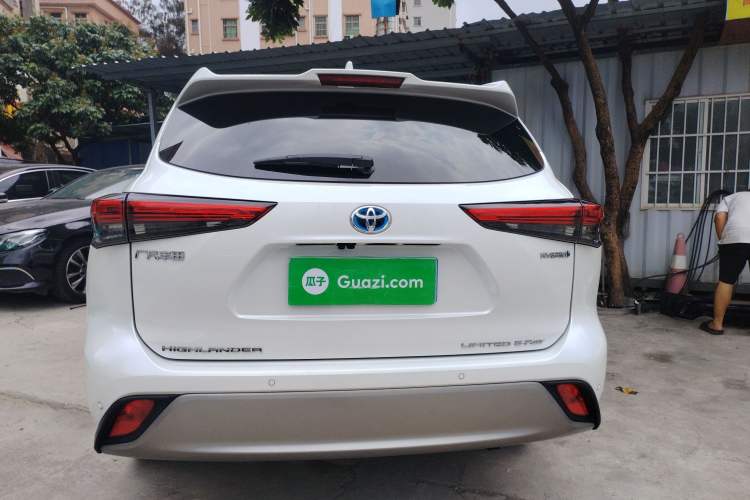 Used Toyota Highlander 2022 Dual-Engine 2.5L Four-Wheel Drive Supreme Edition 7-Seater Rear