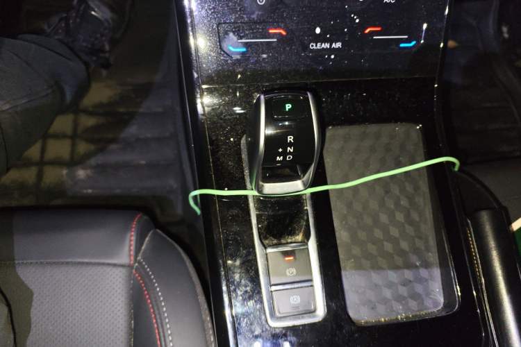 Used Chery Tiggo 7 2022 Super Edition 1.6T DCT Super Warrior+ Gear Lever