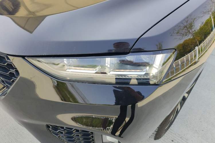 Used Wey VV7 2017 2.0T Ultra-Luxury Version Left Front Headlight