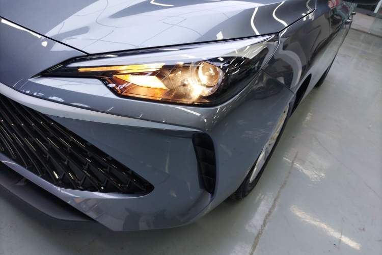 Used Roewe i5 2026 Model 1.5L Manual Comfort Version
