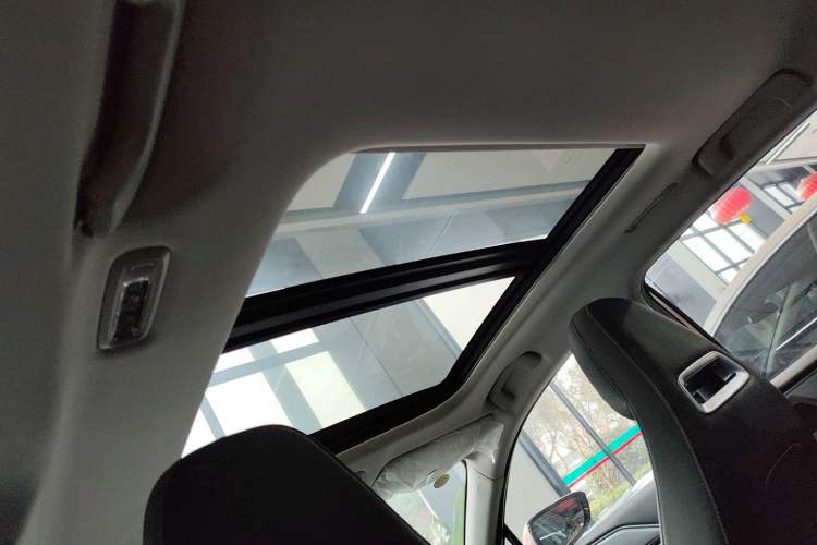 Used AION S Plus 2023 80 Tech Edition Ternary Lithium Headliner