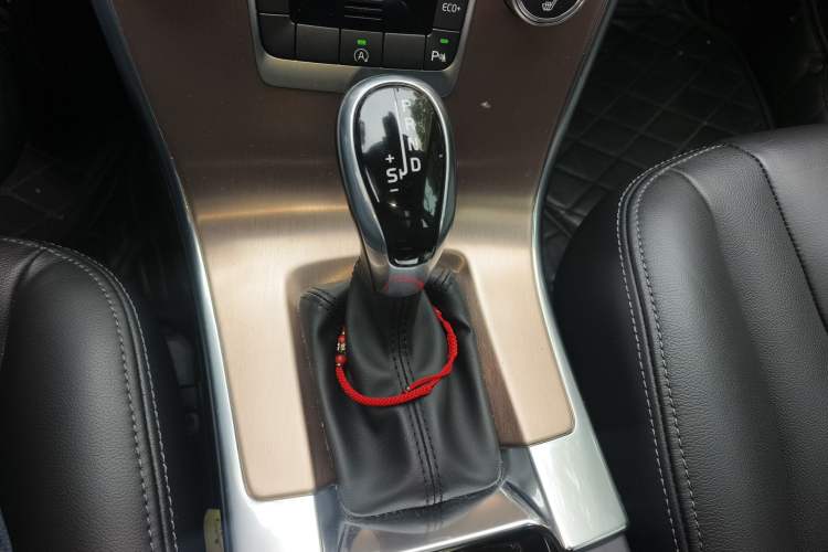 Used Volvo XC60 2015 T5 Smart Upgrade Model