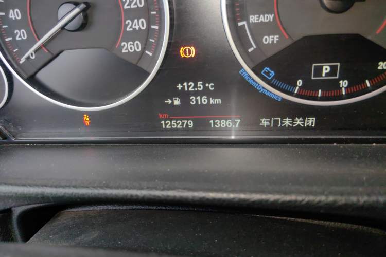 Used BMW 3 Series 2017 320Li M Sport Edition Odometer Close Up