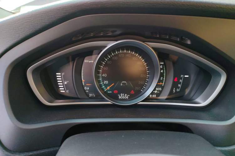 Used Volvo V40 2017 T3 Zhiya Edition Instrument Cluster