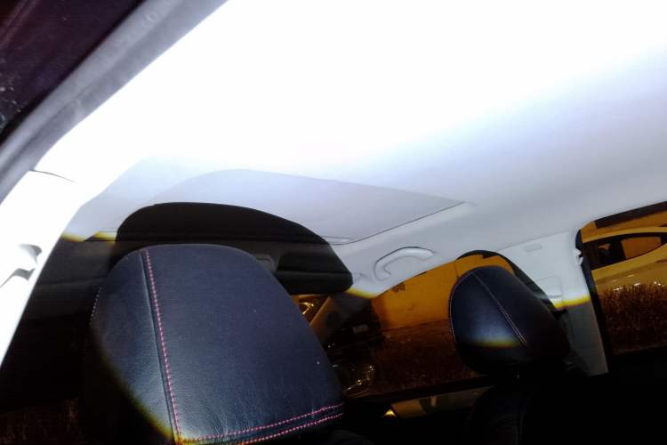 Used Volkswagen Sagitar 2014 1.6L Manual Comfort Model
