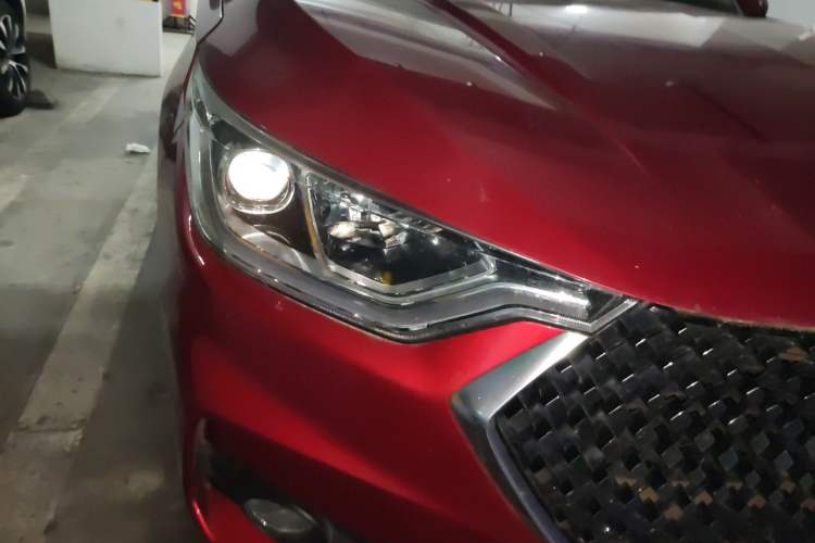 Used Baojun RC-6 2019 1.5T CVT 24-Hour Online Prestige Edition
