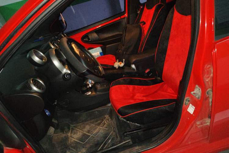 Used BYD F0 2013 1.0L AMT XuanKu Model
