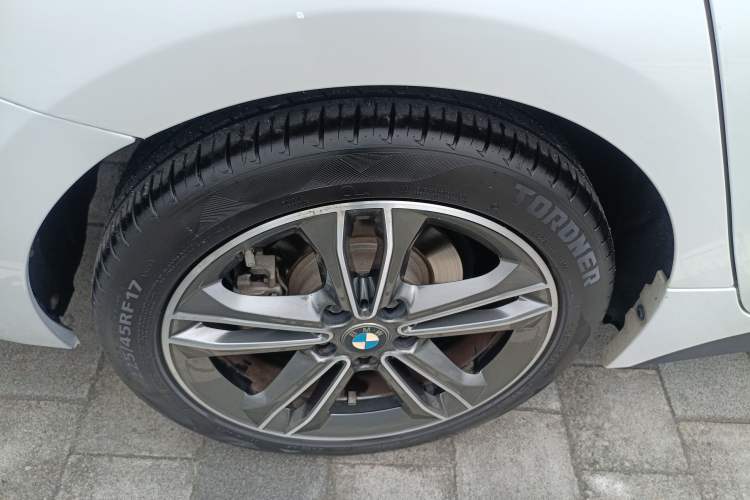 Used BMW 1 Series 2018 118i Sport Edition Exterior 5