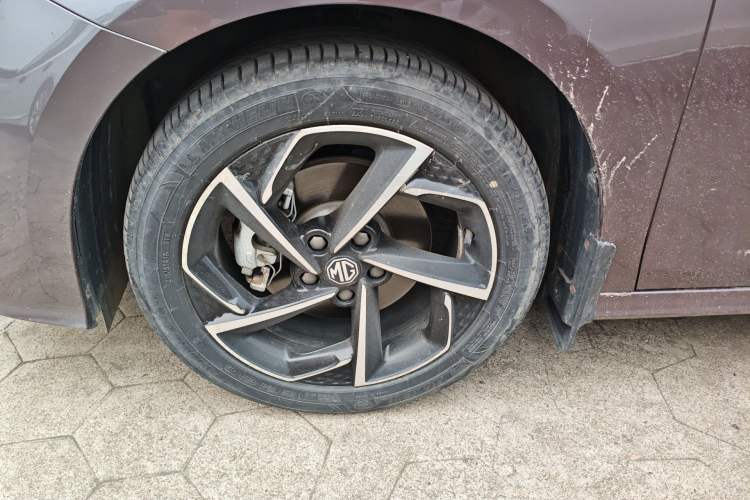 Used MG 5 2021 300TGI DCT Elegant Luxury Edition
