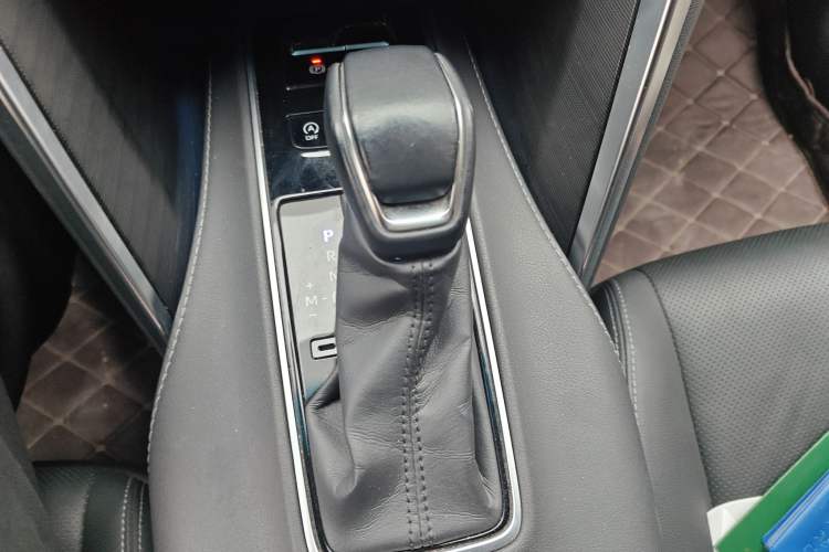 Used Toyota Harrier 2022 2.0L CVT Two-Wheel Drive Deluxe Edition Gear Lever