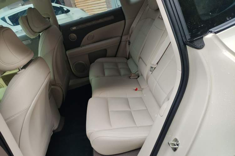 Used IM LS6 2026 Model Pure Electric Max+ Left Rear Seat