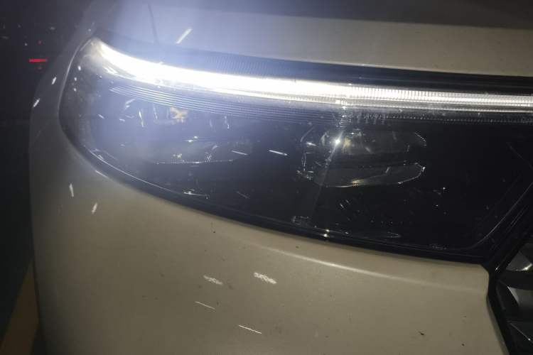 Used Ford Explorer 2020 EcoBoost 285 4x4 Titanium Edition 7-Seater