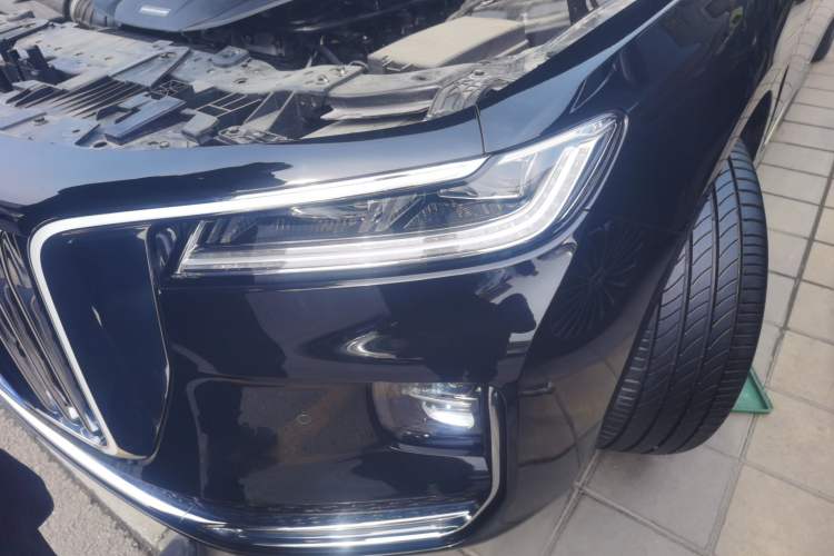 Used Hongqi H9 2023 2.0T Smart Connect Flagship Edition