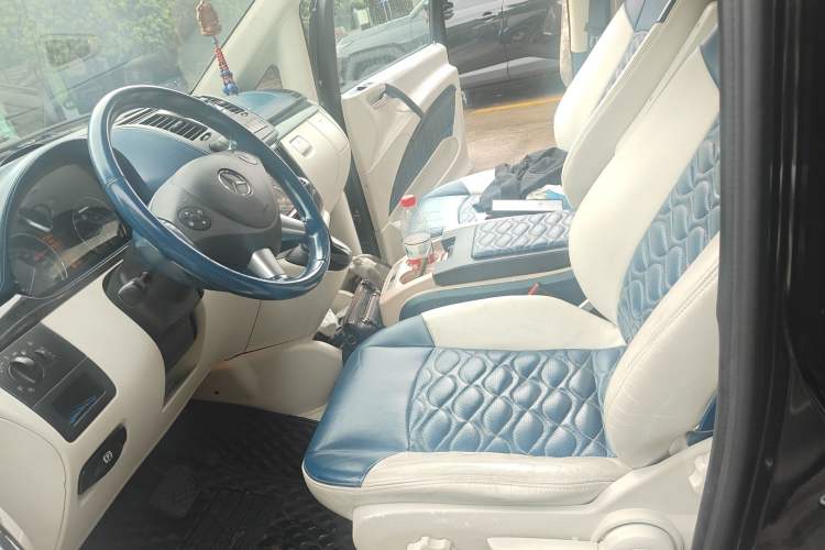 Used Mercedes-Benz Viano 2013 3.0L Comfort Edition Left Front Seat