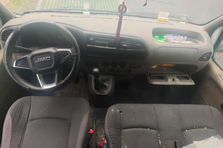 Used JMC Transit 2017 2.8T Commercial Version Short Wheelbase Mid-Roof 6/7/8-Seater JX493
