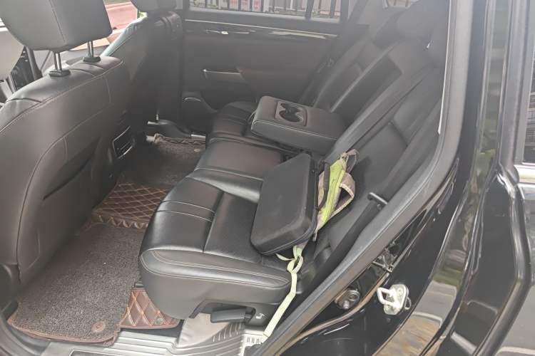 Used GAC Trumpchi GS8 2017 320T Four-Wheel Drive Luxury Smart Connectivity Version (7 Seats)
