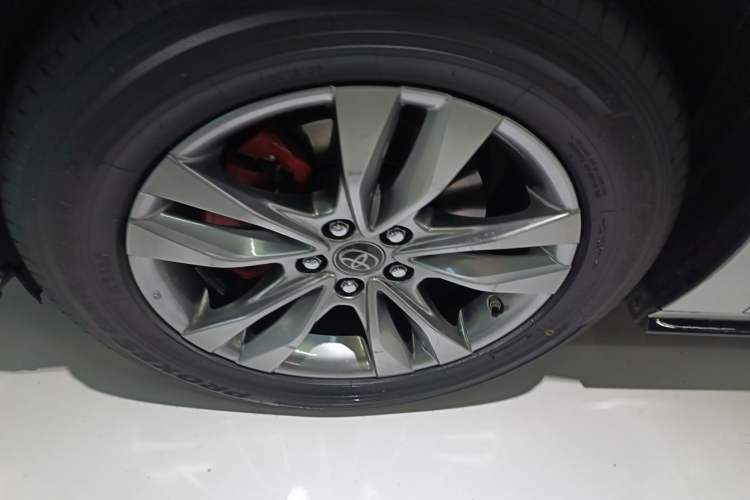 Used Toyota Sienna 2021 2.5L Hybrid Luxury Edition