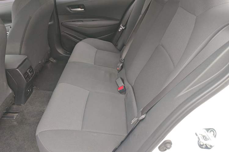 Used Toyota Levin 2022 Dual-Motor 1.8H E-CVT Leading Edition
