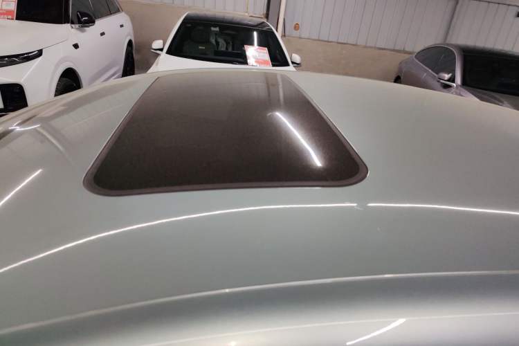 Used Roewe D6 2025 450 km Premium Edition
