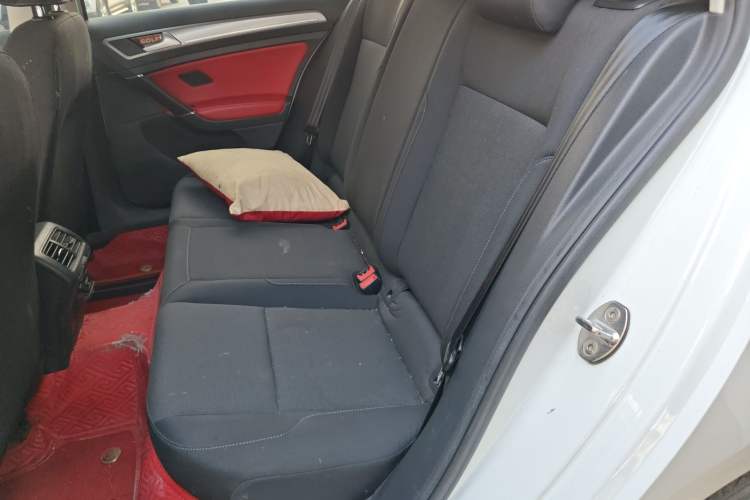 Used Volkswagen Golf 2020 200TSI DSG Comfortable and Ambitious Edition Left Rear Seat